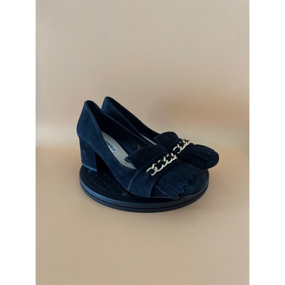 ***SOLD*** Womens Karl Lagerfeld Paris Suede Tassled Block Heels Size 10 Black… - Picture 3 of 5